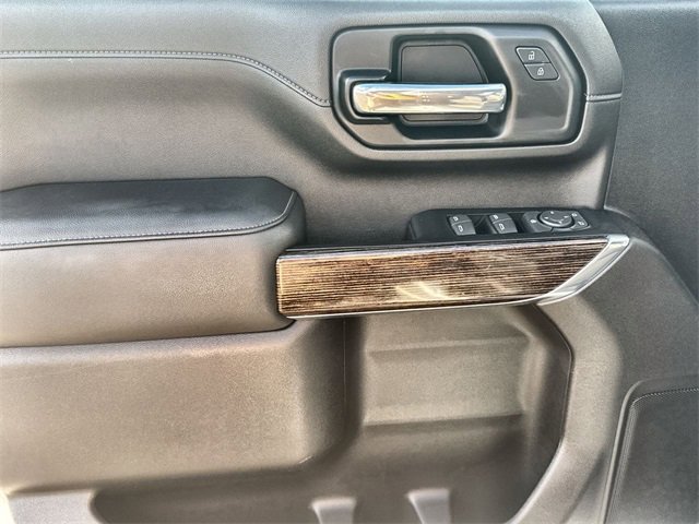 Used 2023 GMC Sierra 2500 SLE image 13