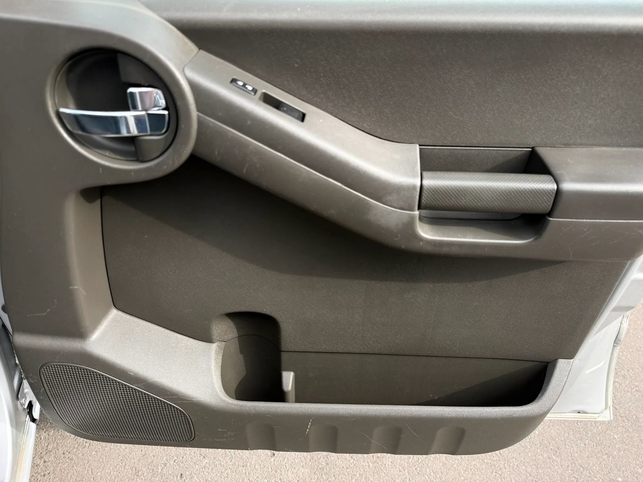 Used 2014 Nissan Xterra PRO-4X w/ Nevada Tow Package AWD/4WD image 23