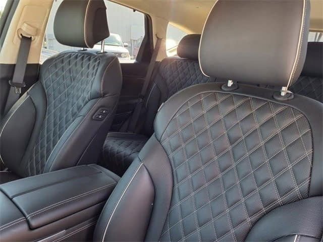 Used 2024 Genesis GV80 3.5T Prestige w/ Prestige Package image 12