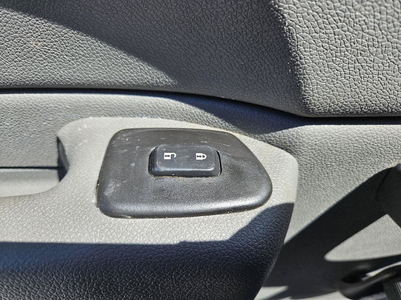 Used 2014 Chevrolet Silverado 3500 W/T w/ Skid Plate Package AWD/4WD image 33
