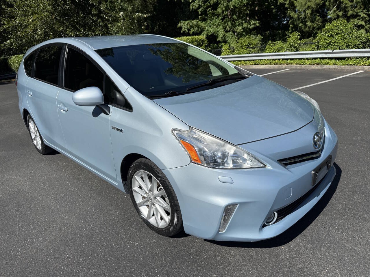 Used 2012 Toyota Prius V Five FWD image 8