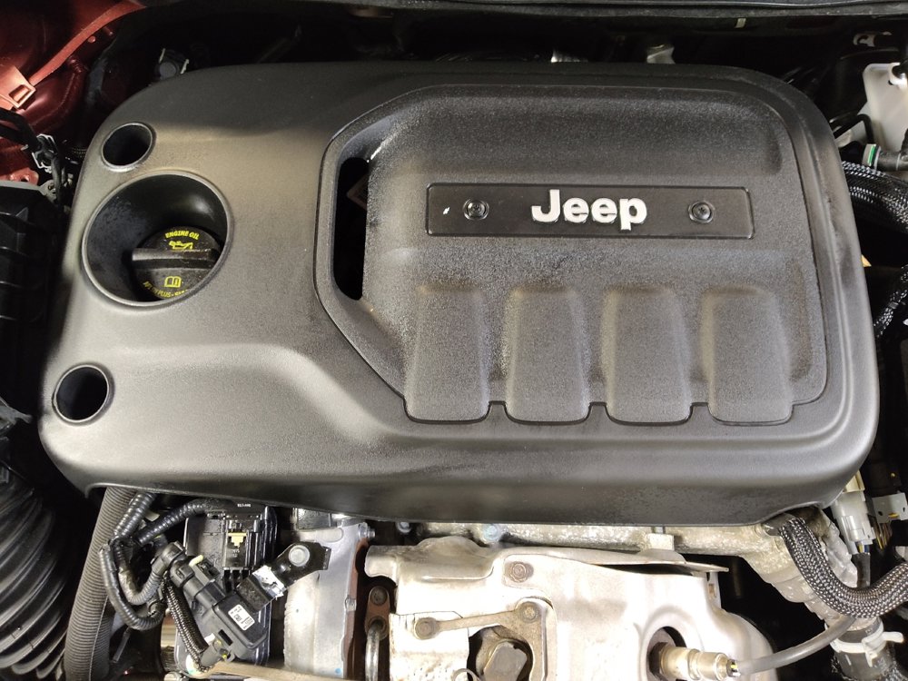 Used 2021 Jeep Cherokee Latitude Lux w/ Sun & Sound Group AWD/4WD image 30