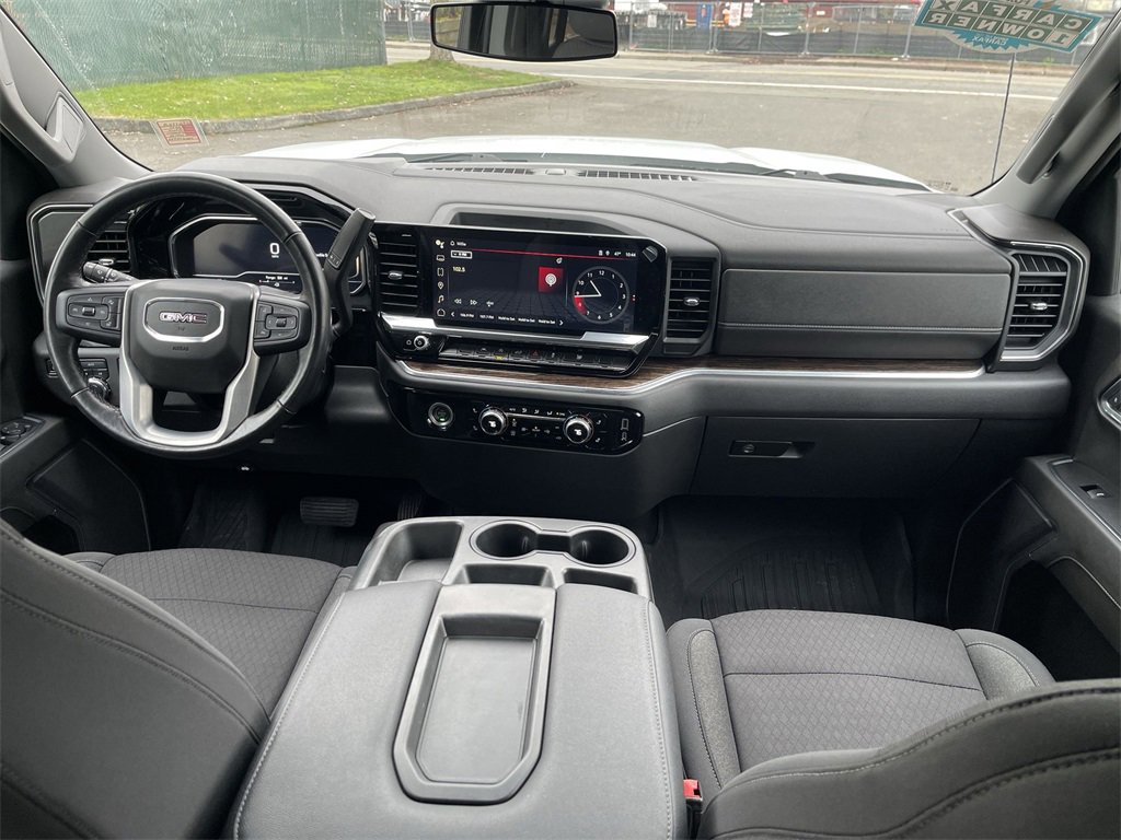 Used 2022 GMC Sierra 1500 Elevation w/ LPO, Elevation Black Package image 20