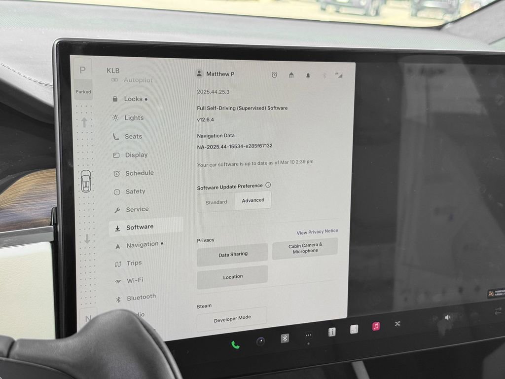 Used 2022 Tesla Model X Base image 25