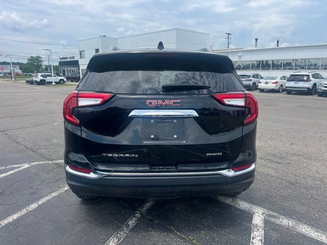 Used 2024 GMC Terrain SLT w/ Tech Package AWD/4WD image 6