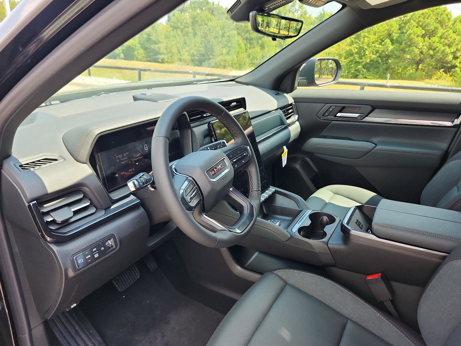 New 2026 GMC Terrain AT4 w/ Convenience Package III AWD/4WD image 11