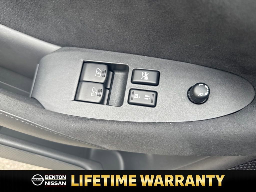 Certified 2024 Nissan Z Performance w/ Floor Mat Package image 11