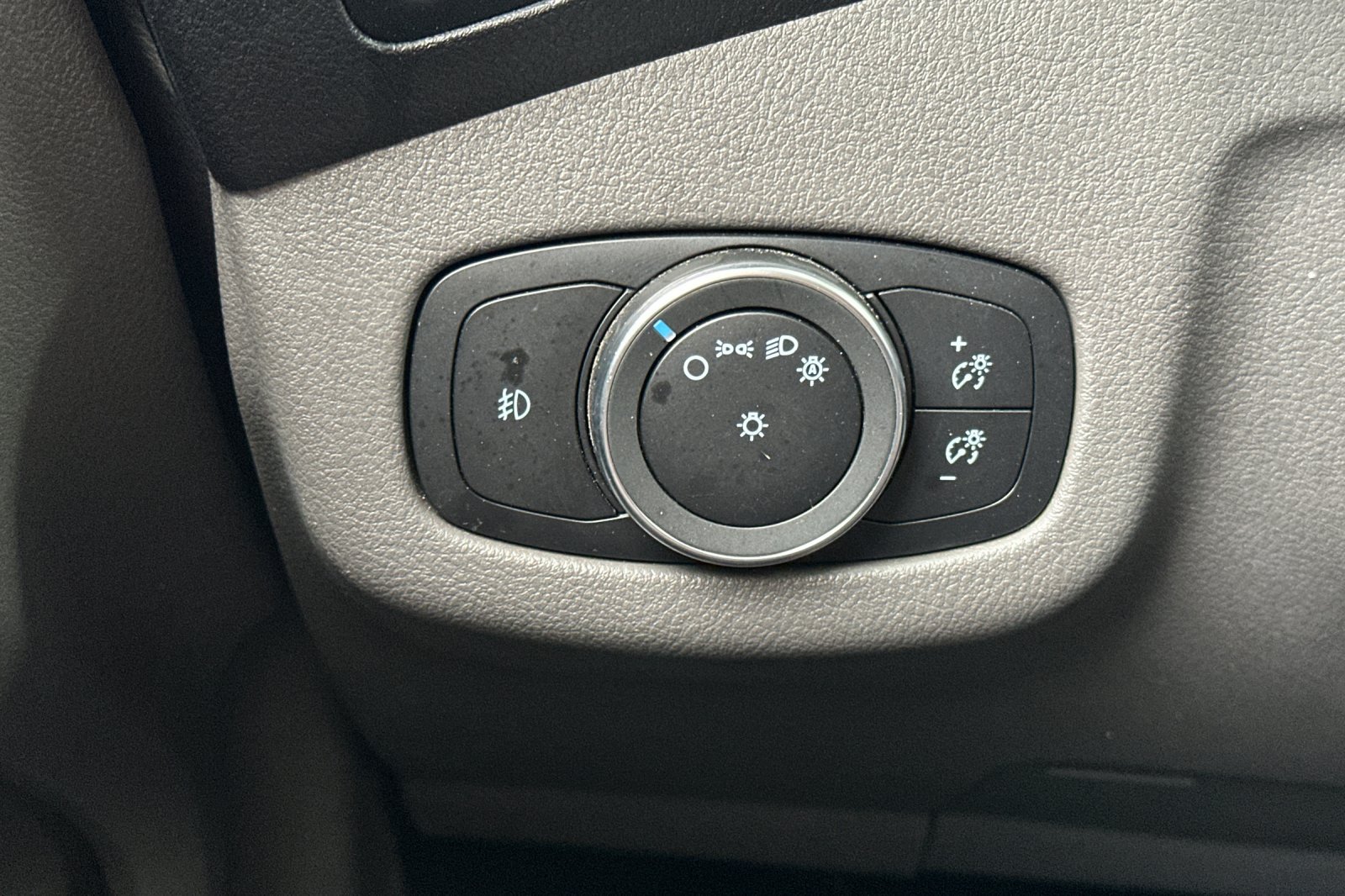 Used 2023 Ford Transit Connect XLT FWD image 27