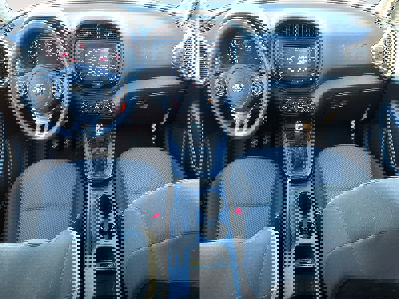 Used 2021 Kia Soul LX image 12