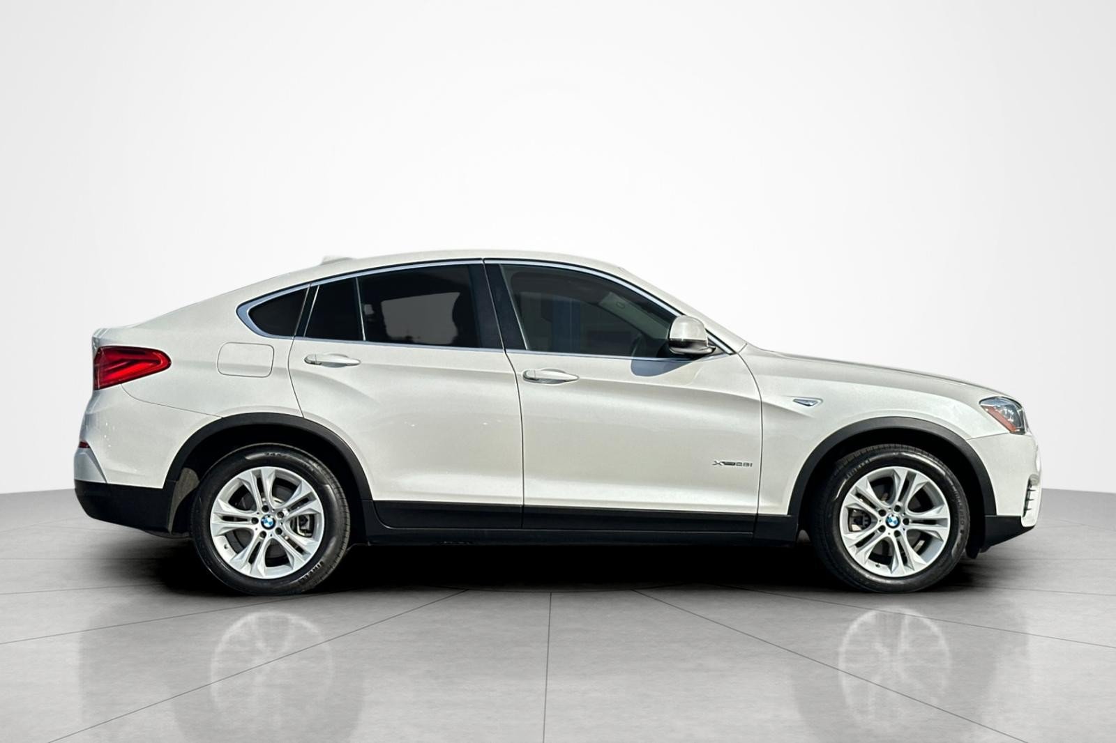 Used 2015 BMW X4 xDrive28i AWD/4WD image 6