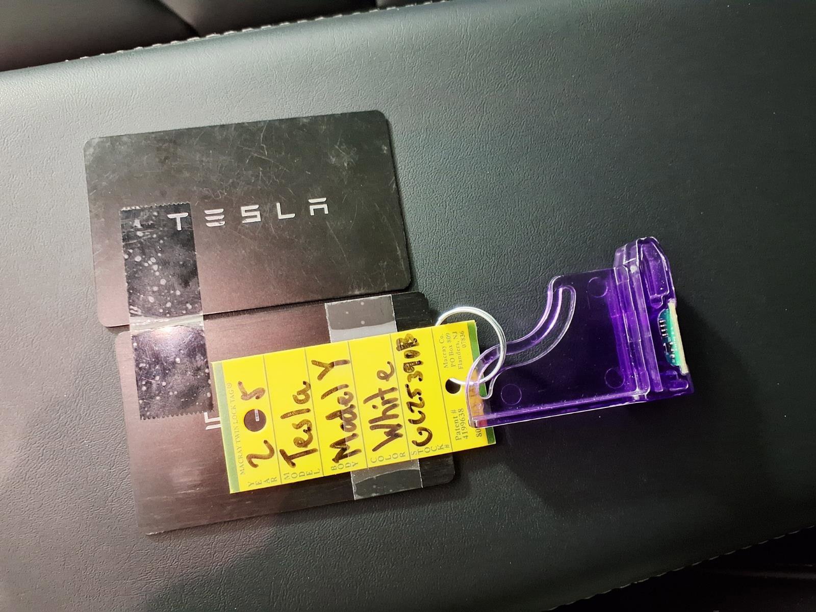 Used 2025 Tesla Model Y Long Range image 22