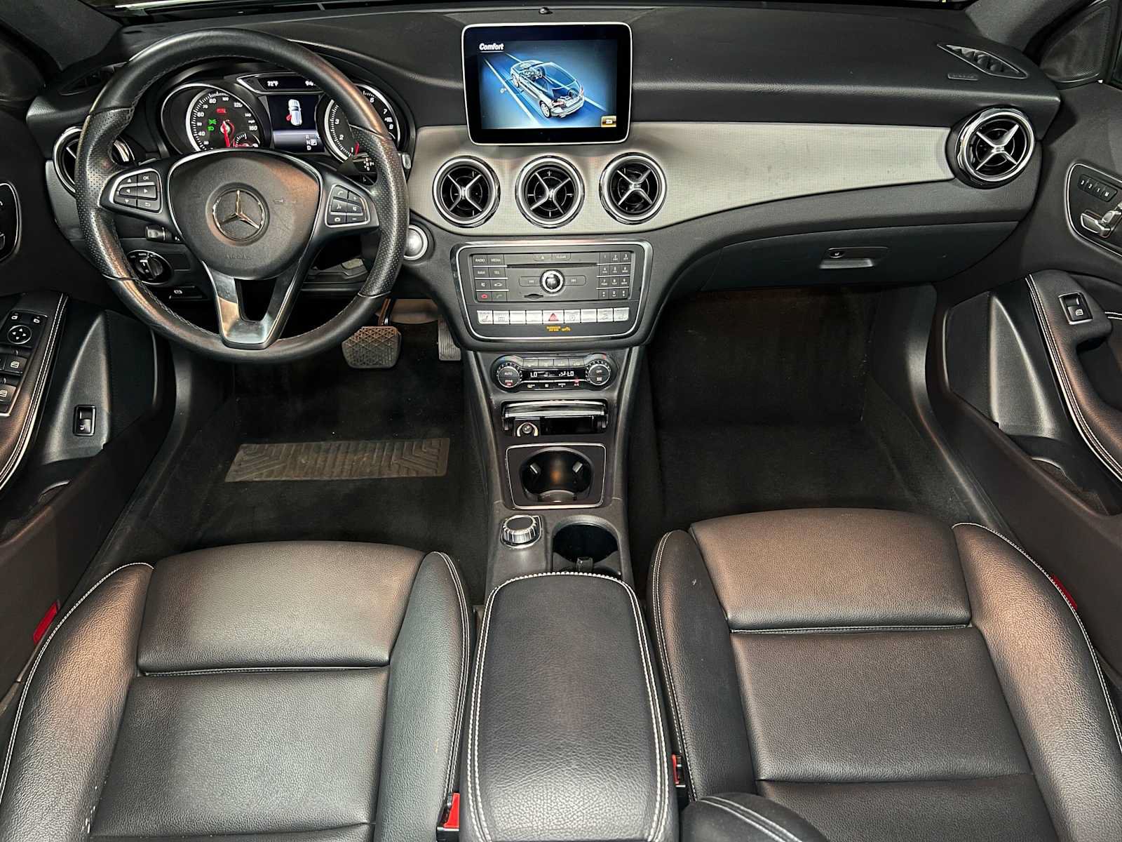 Certified 2020 Mercedes-Benz GLA 250 4MATIC image 41