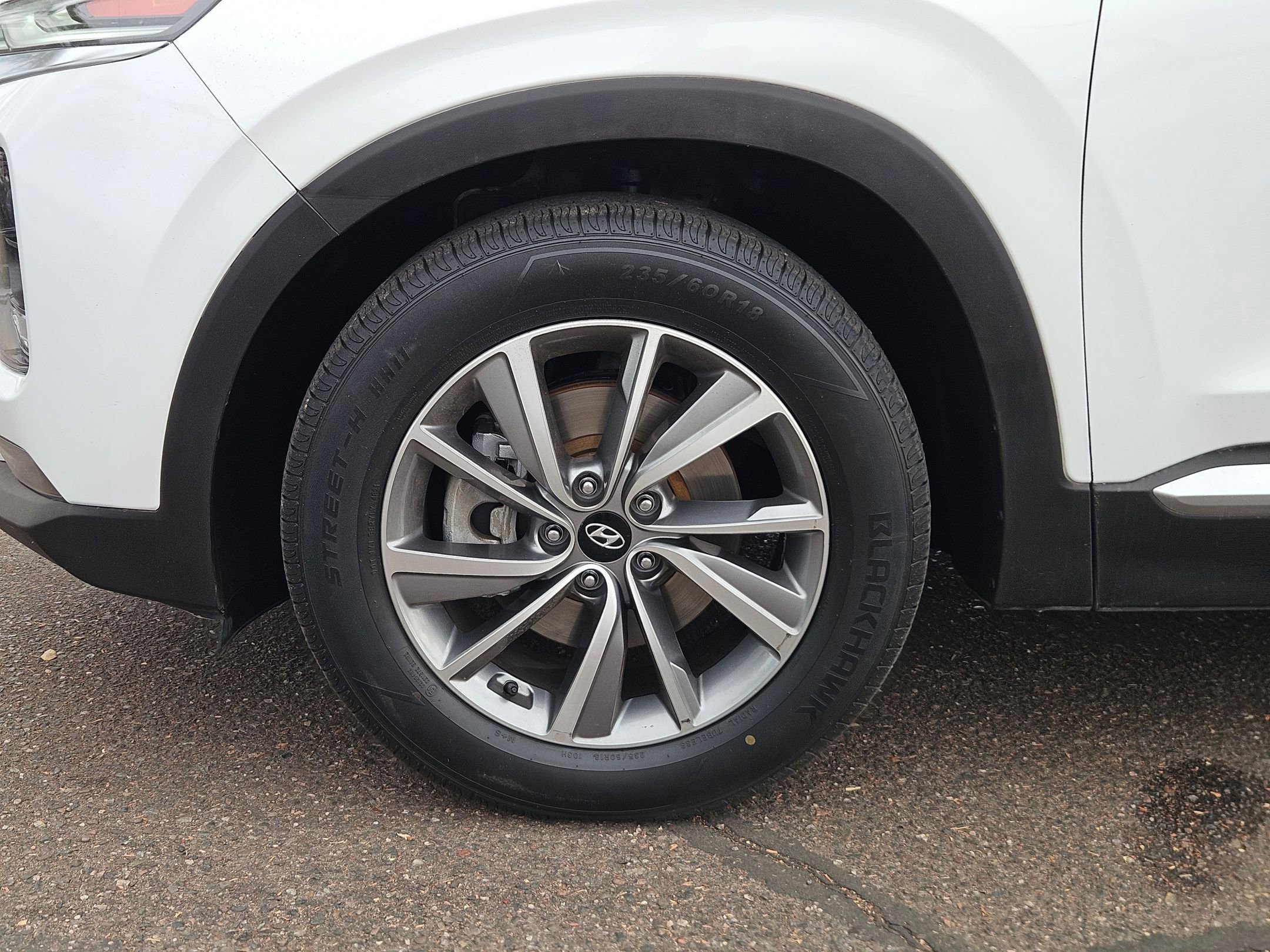 Used 2020 Hyundai Santa Fe SEL w/ Convenience Package FWD image 10
