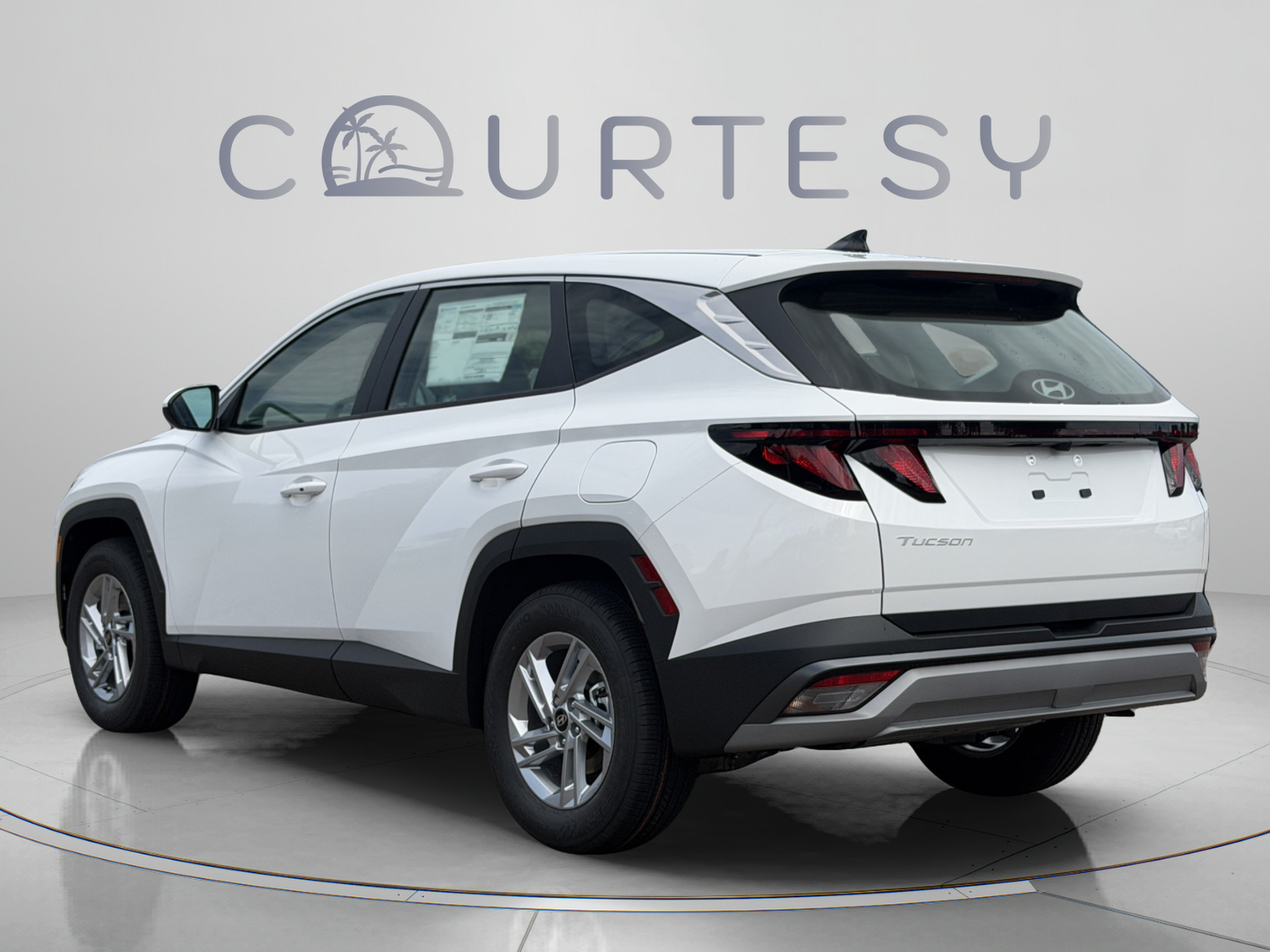 New 2026 Hyundai Tucson SE FWD image 3