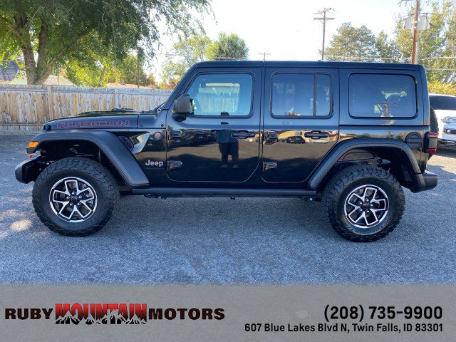 Used 2025 Jeep Wrangler Unlimited Rubicon AWD/4WD image 4