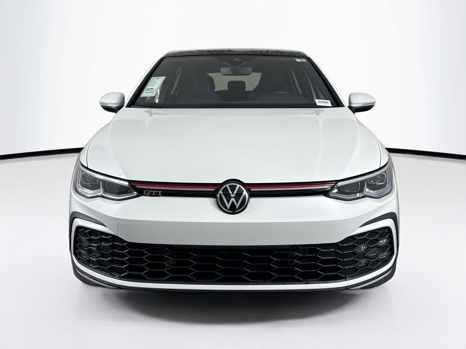 Used 2024 Volkswagen GTI SE FWD image 9