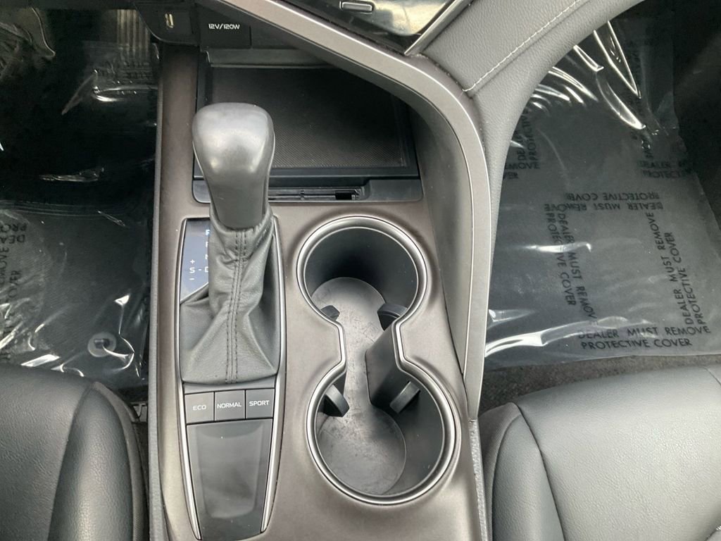 Used 2023 Toyota Camry SE image 22