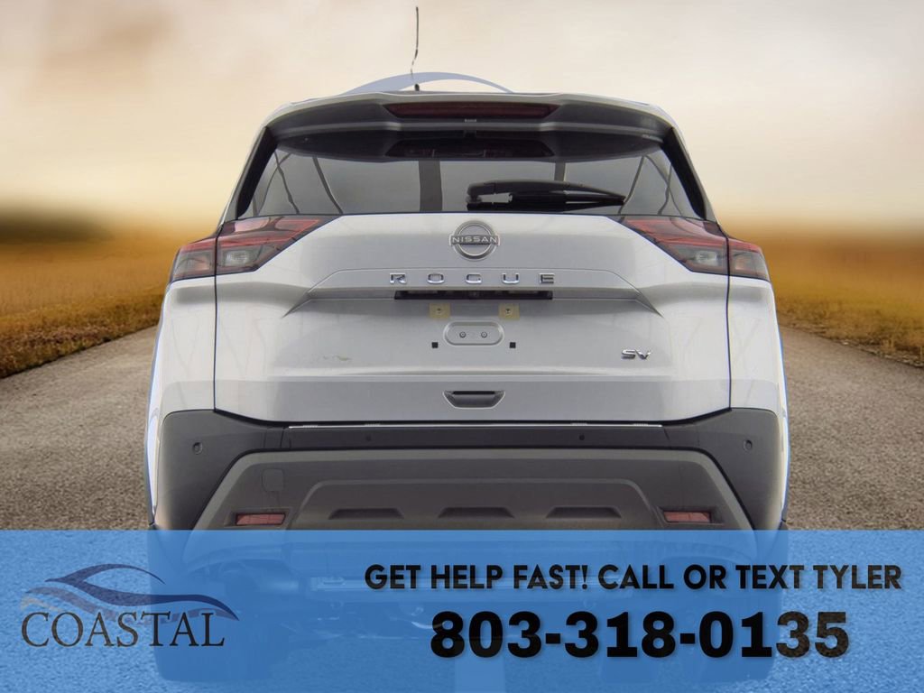 Used 2023 Nissan Rogue SV image 5