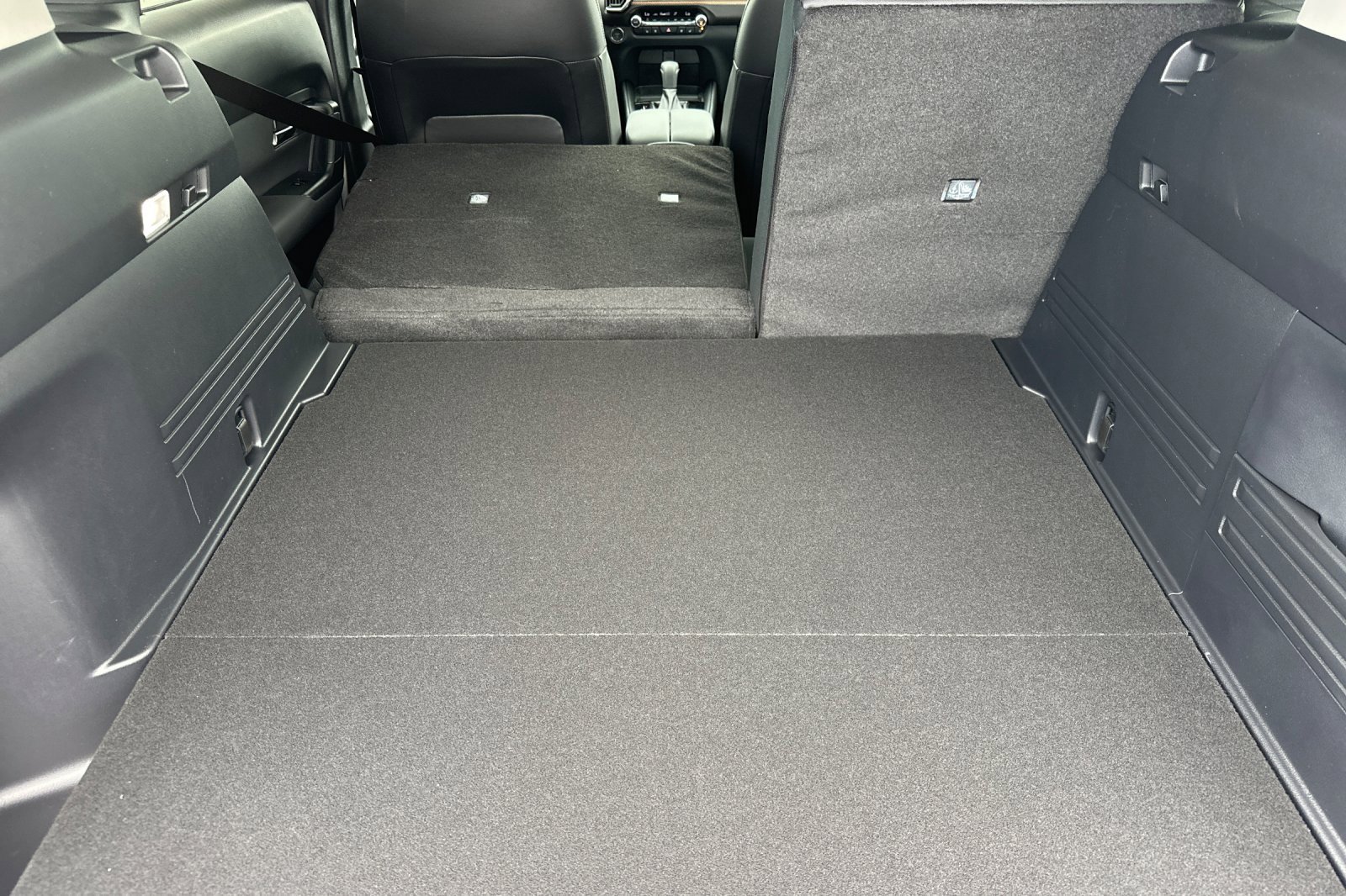 Used 2025 MAZDA CX-50 2.5 Hybrid w/ Cargo Package image 18