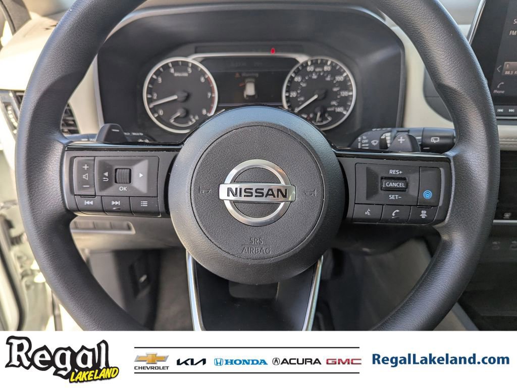 Used 2021 Nissan Rogue SV image 25