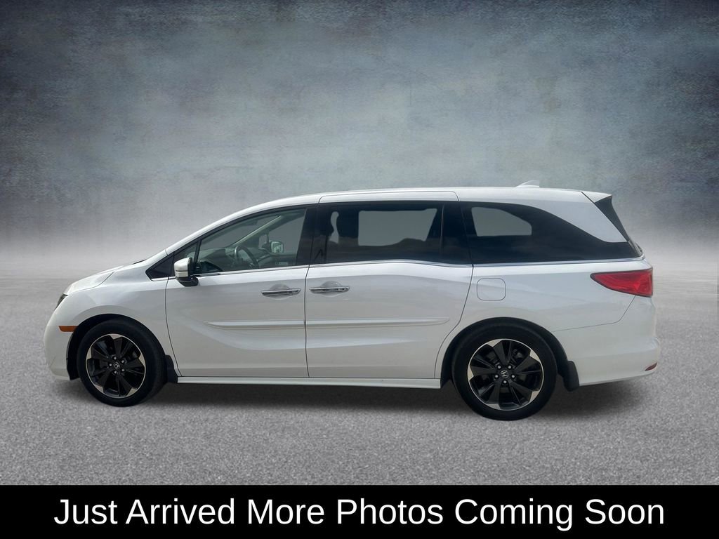 Used 2023 Honda Odyssey Elite image 2