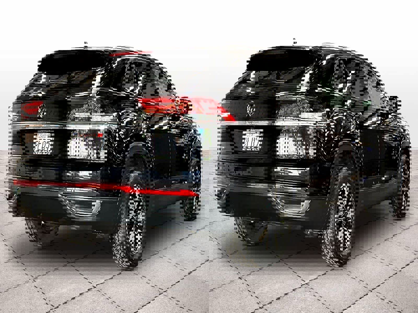 Used 2023 Volkswagen Atlas Cross Sport SE image 16