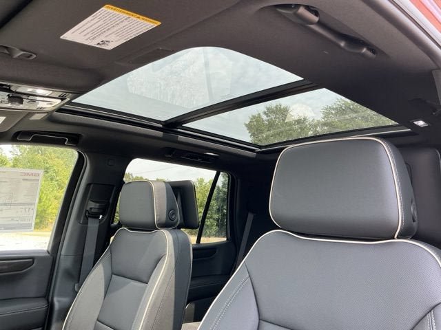 New 2026 GMC Yukon Elevation w/ Elevation Premium Package AWD/4WD image 12