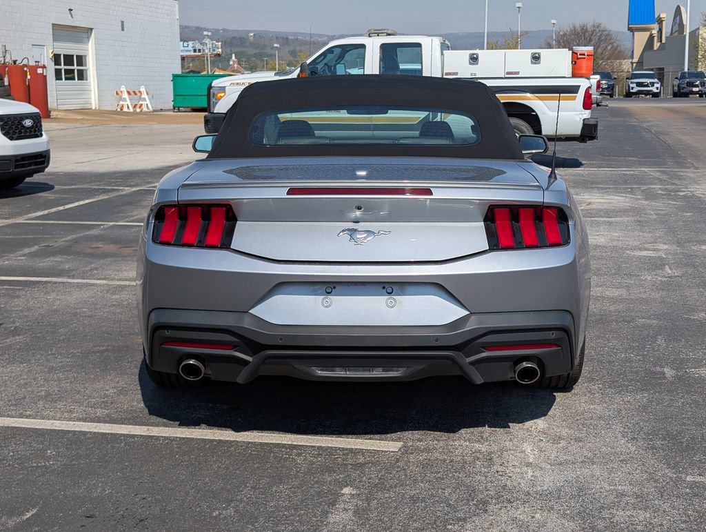 Used 2024 Ford Mustang Premium image 6