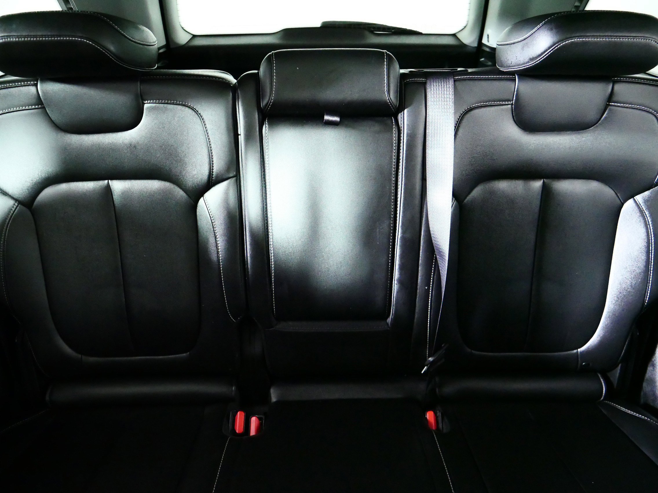 Used 2023 Jeep Grand Cherokee 4WD 4xe image 13