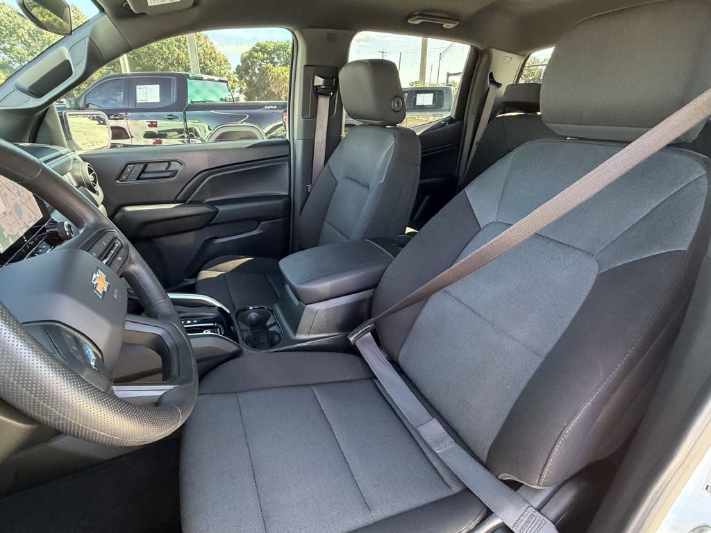 Used 2026 Chevrolet Colorado W/T RWD image 21