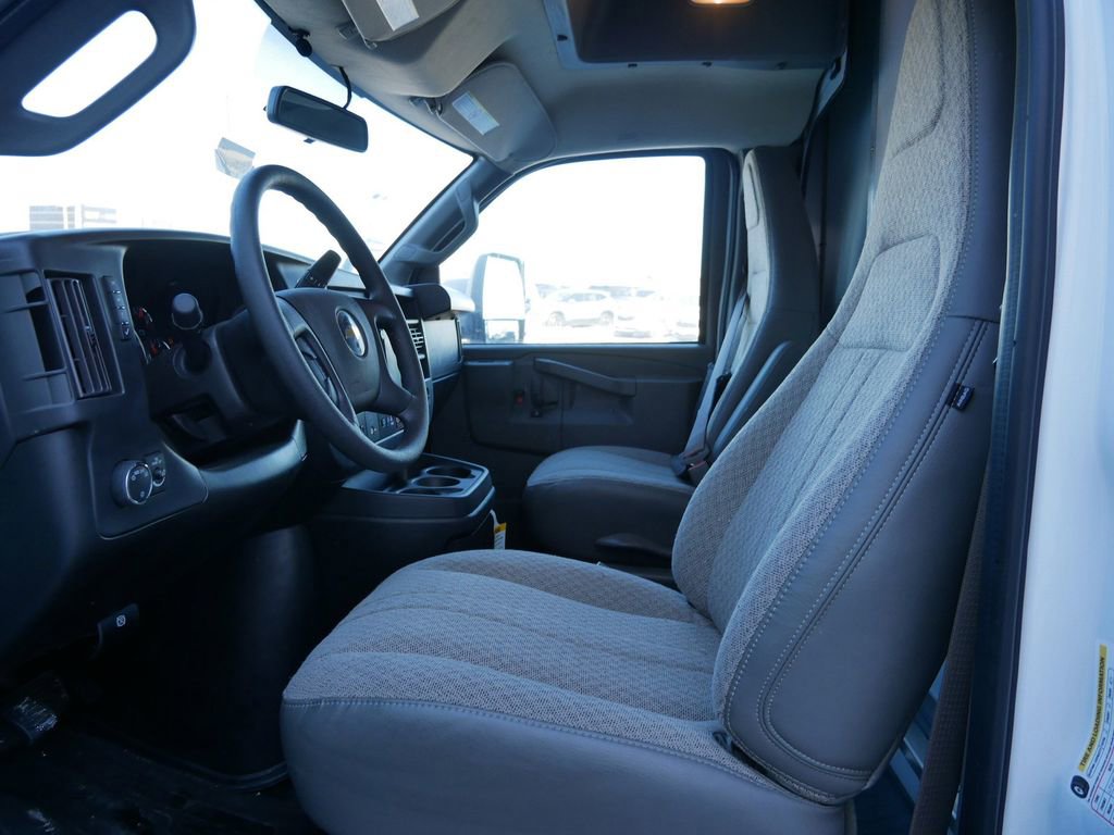 New 2025 Chevrolet Express 3500 w/ Power Convenience Package image 15