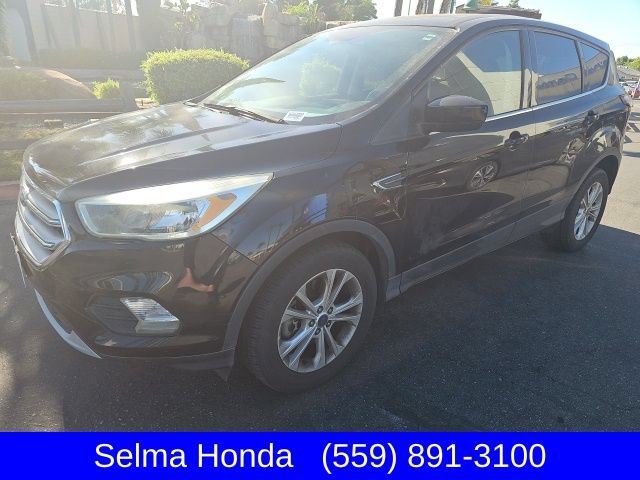 Used 2017 Ford Escape SE FWD image 5