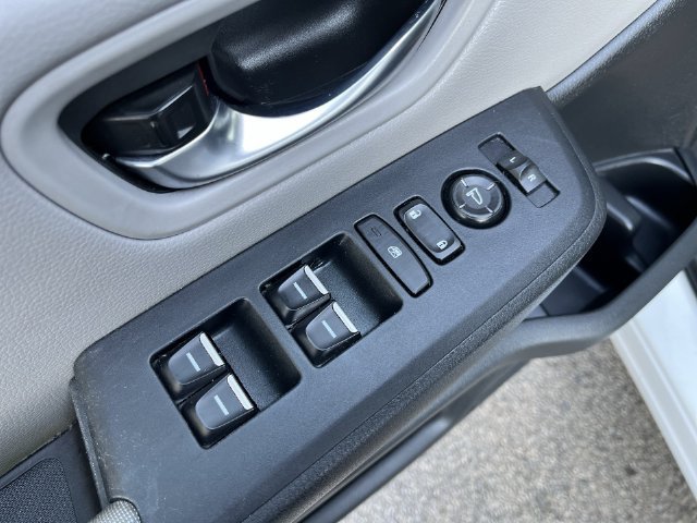 Used 2024 Honda Pilot LX image 24