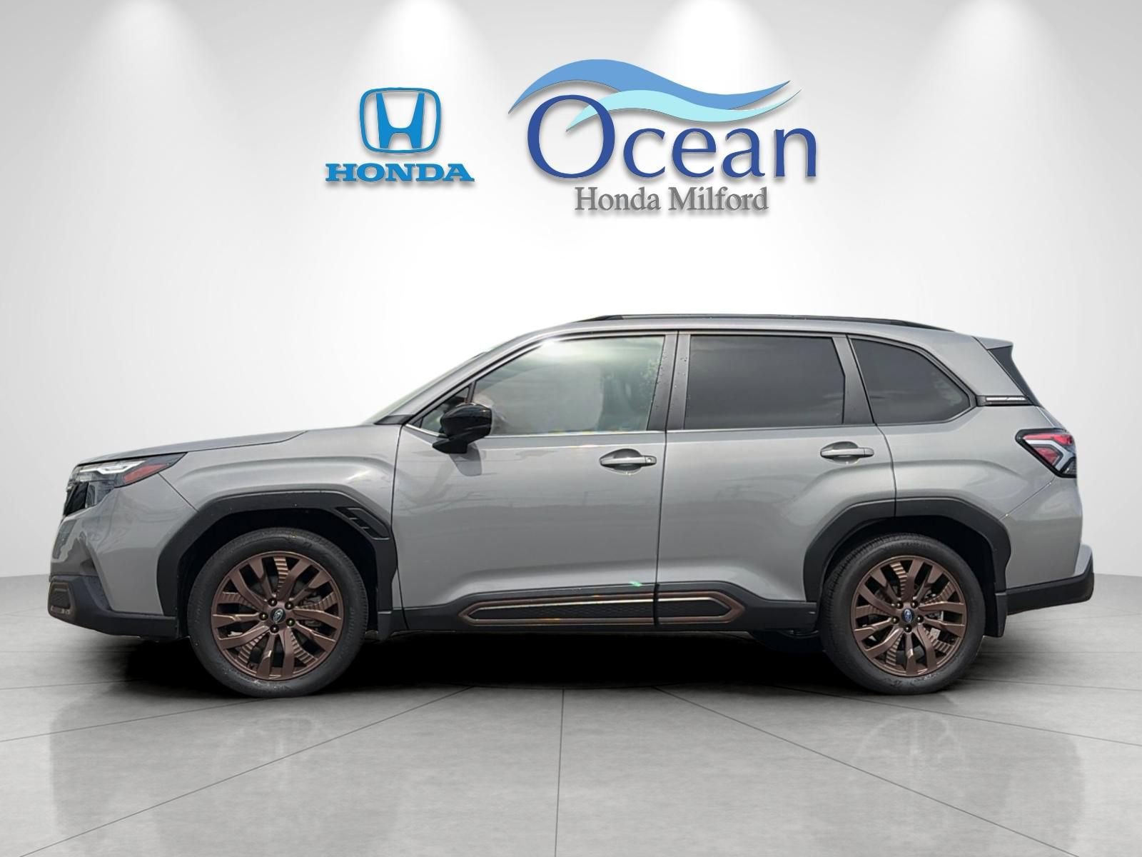 Used 2025 Subaru Forester Sport AWD/4WD image 6