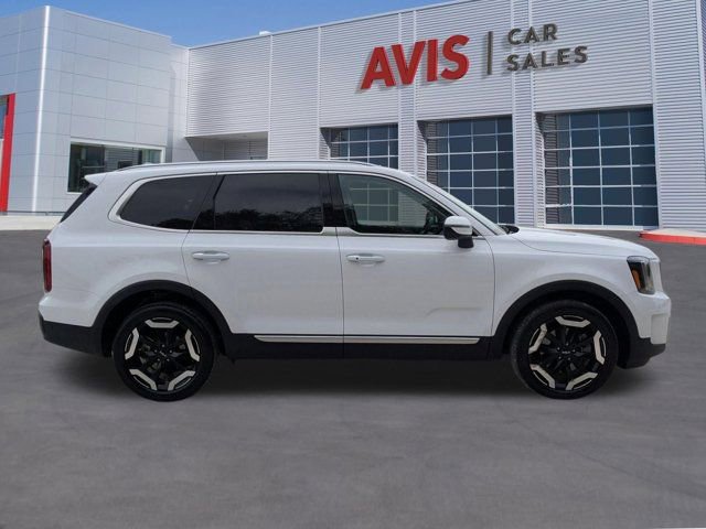Used 2025 Kia Telluride S image 5