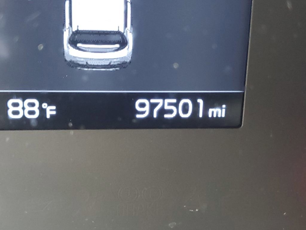 Used 2020 Kia Soul LX FWD image 14