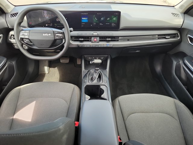 Used 2025 Kia K4 FWD image 9