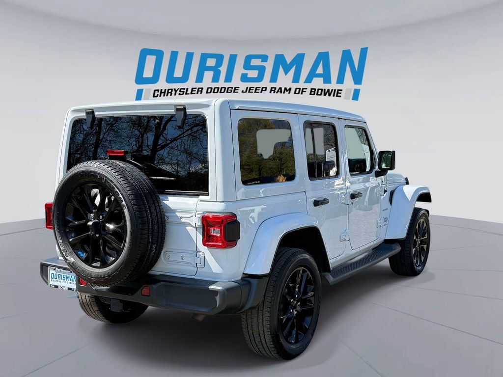 Used 2023 Jeep Wrangler Unlimited Sahara w/ Cold Weather Group image 2