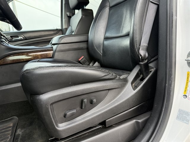 Used 2017 Chevrolet Tahoe LT w/ Luxury Package image 13