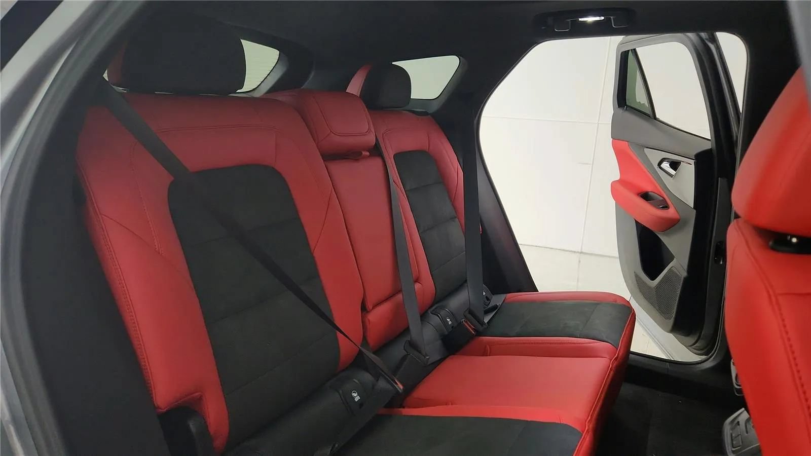 New 2025 Chevrolet Blazer EV RS RWD image 52