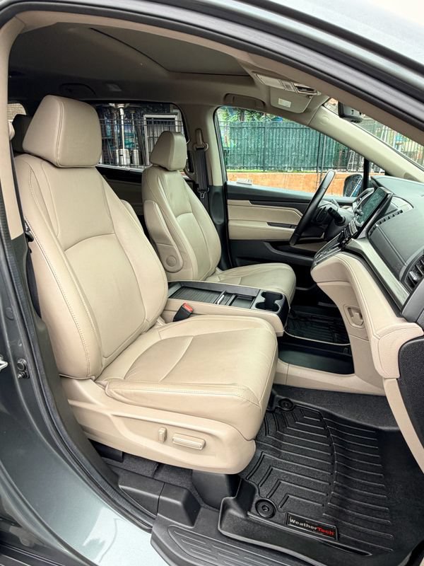 Used 2019 Honda Odyssey EX-L image 21