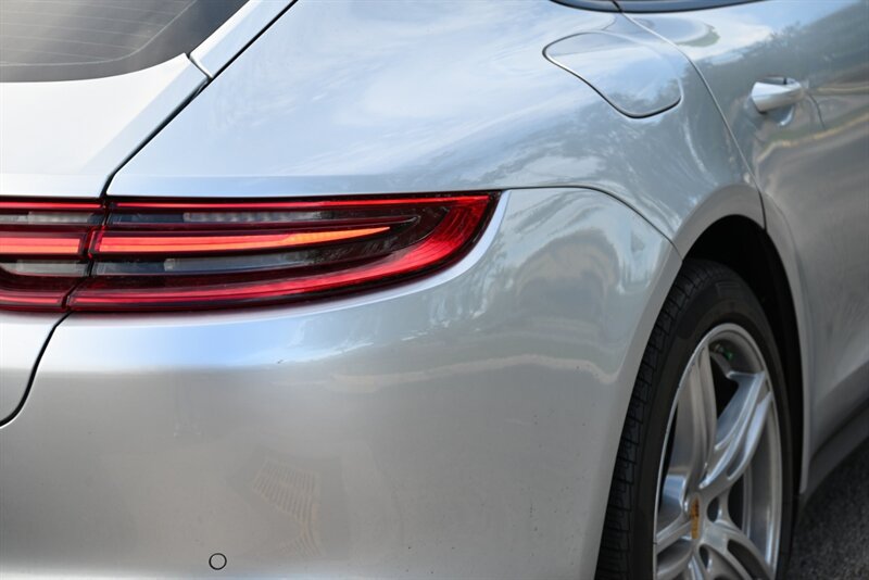 Used 2017 Porsche Panamera 4S w/ Premium Package Plus AWD/4WD image 14