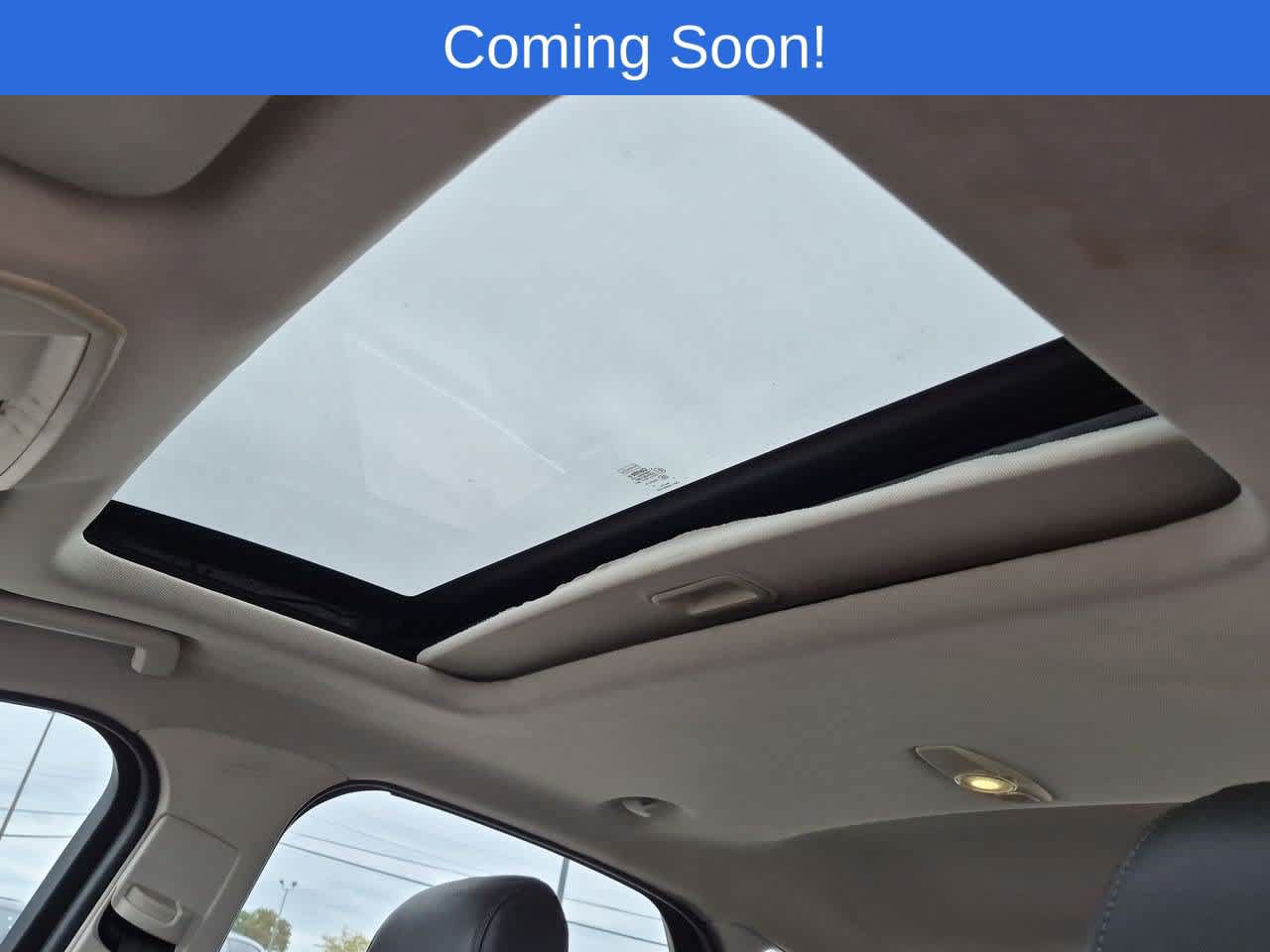Used 2015 Ford Focus Titanium w/ Titanium Technology Package FWD image 19