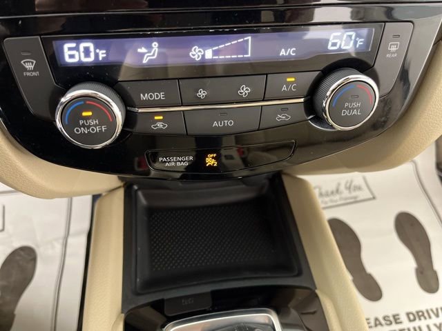 Used 2020 Nissan Rogue SV image 26