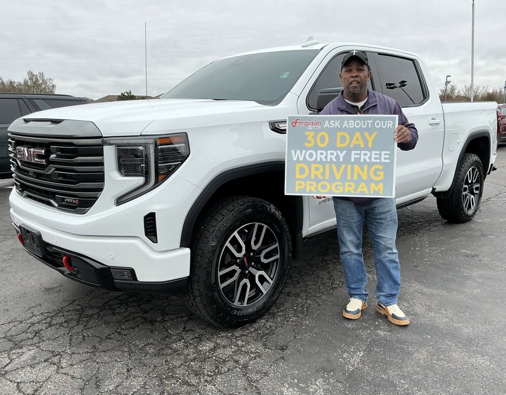 Used 2024 GMC Sierra 1500 AT4 w/ Technology Package image 1