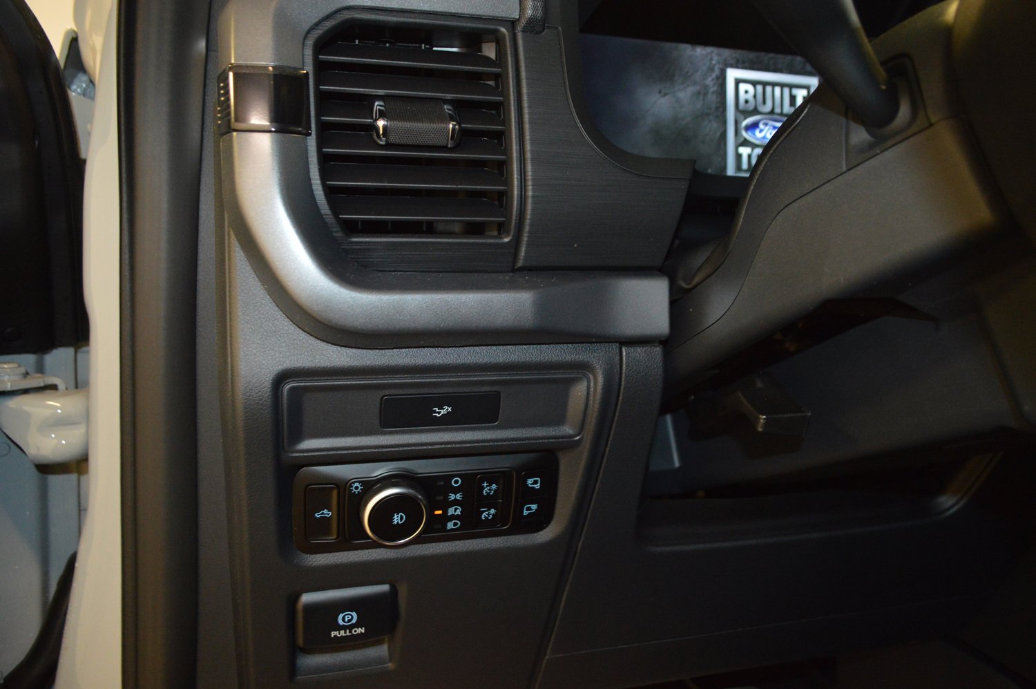 New 2026 Ford F150 XLT w/ Equipment Group 302A MID AWD/4WD image 16