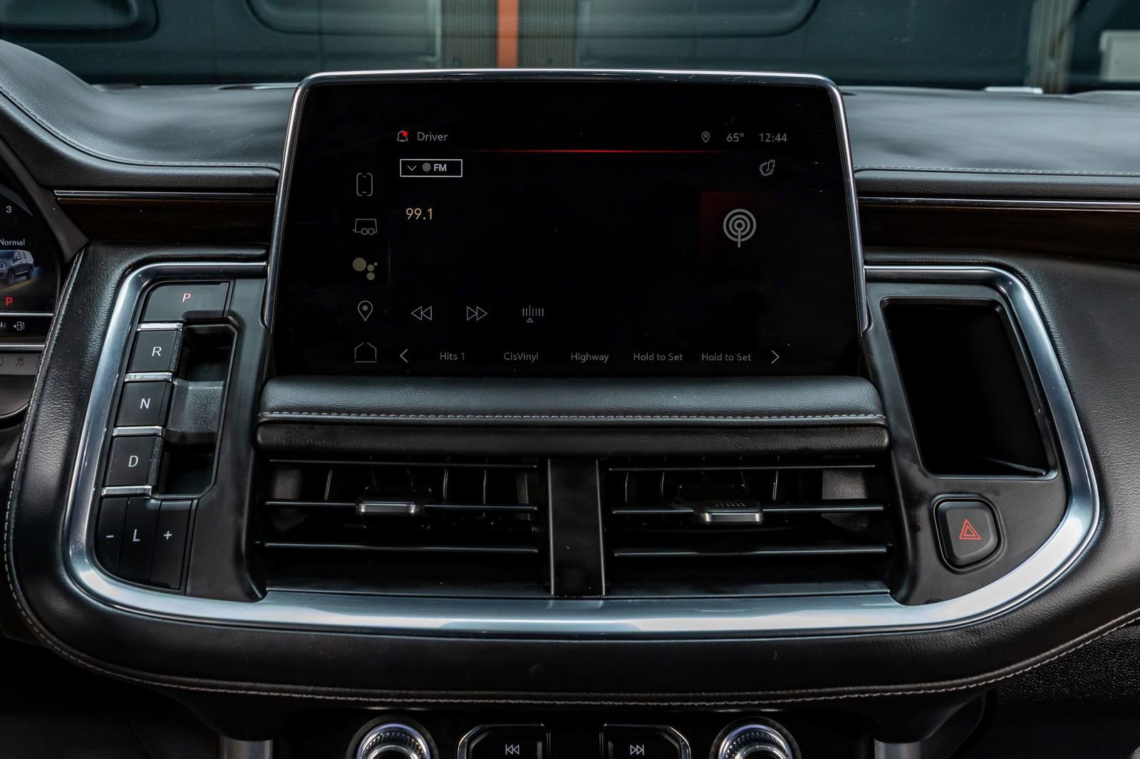 Used 2023 GMC Yukon SLE image 20