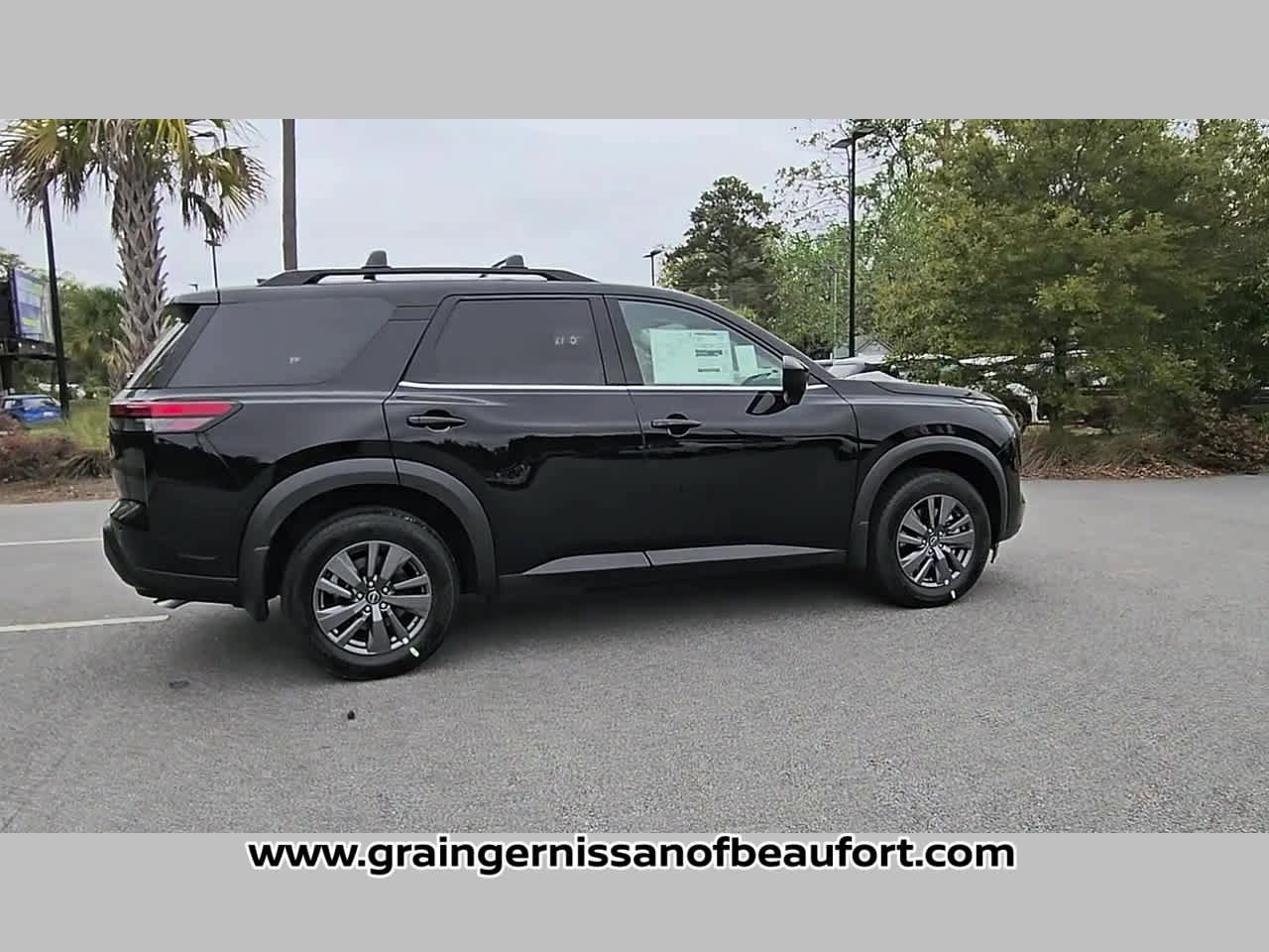 New 2026 Nissan Pathfinder SV FWD image 37
