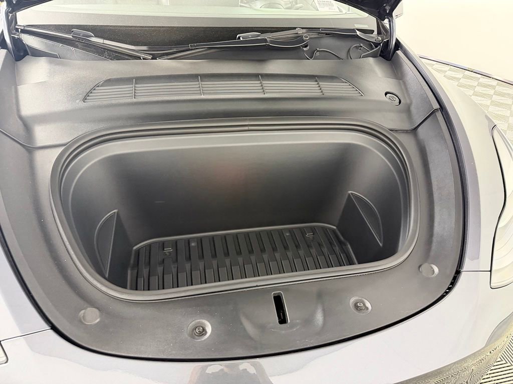 Used 2023 Tesla Model Y Performance AWD/4WD image 33