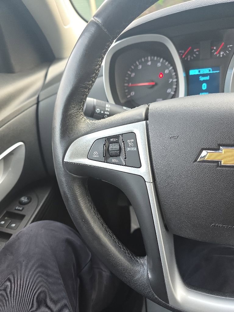 Used 2017 Chevrolet Equinox LT w/ Midnight Edition FWD image 24